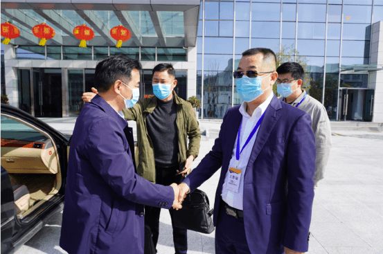 岳阳市委统战部、市工商联领导一行莅临湖南鑫源链科技有限公司参观考察