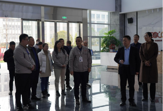 【企业动态】华容县委常委考察组莅临我司参观考察
